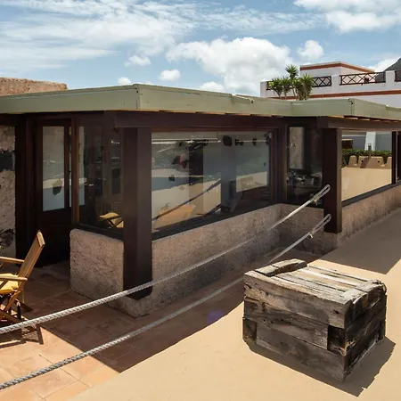 Casa Poniente Lodge *