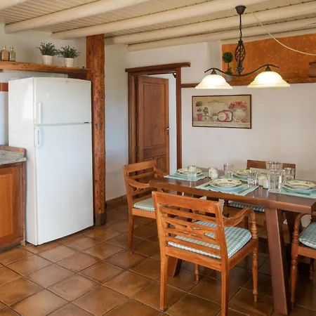 Casa Poniente Chata